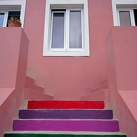 The Pink House Отель Санта-Круш-даш-Флориш